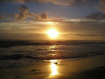 orizzonte sole spiaggia al tramonto